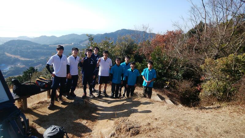 宮路山頂より